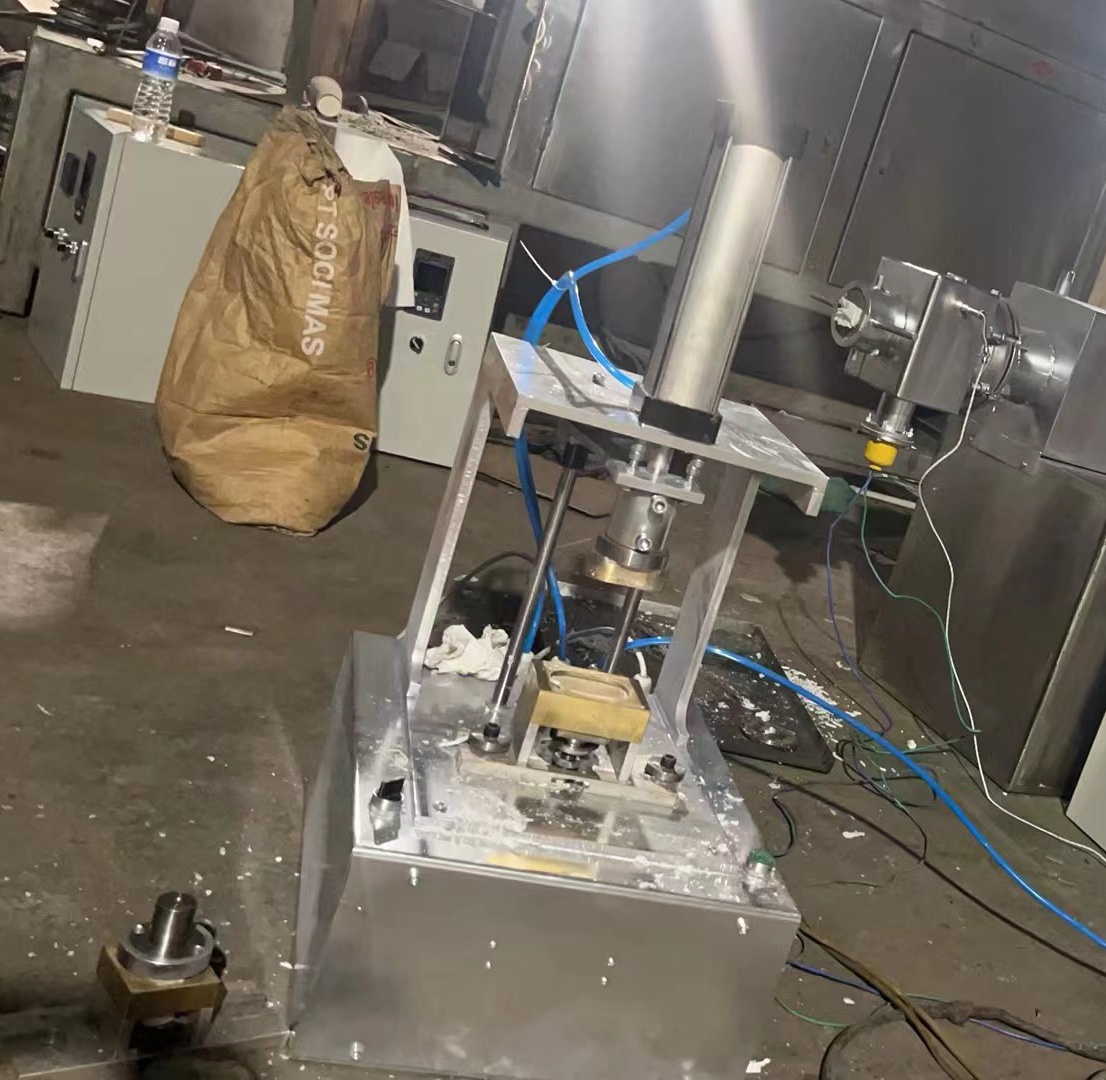 Soap Making Machine For Sale - 金販売業者向け石鹸刻印機、あらゆる種類のロゴ印刷用、小型トイレ石鹸印刷機、販売中