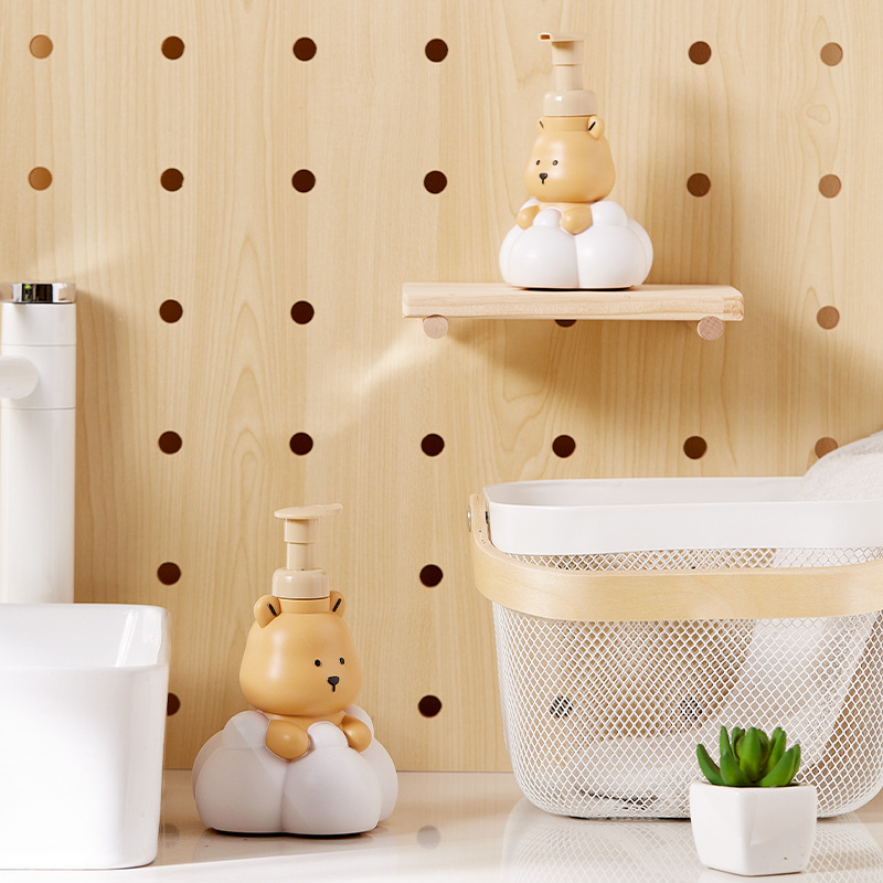 漫画のクラウドベア発泡ソープディスペンサー、バスルームハンド - Soap Making Machine At Home のレビューと価格